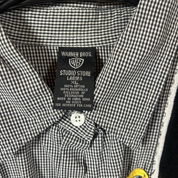 Ladies vintage Warner bros shirt - Picture 3 of 4